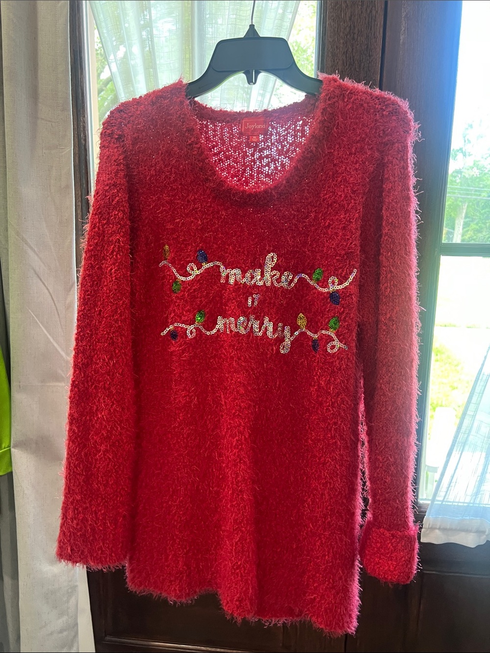 Cozy Red Holiday Sweater - 'Makes Merry' Festive Knit